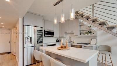 Comprar apartamento no Brickell on the River South 2212
