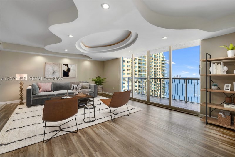 Condo for sale at The Club At Brickell Bay 3001