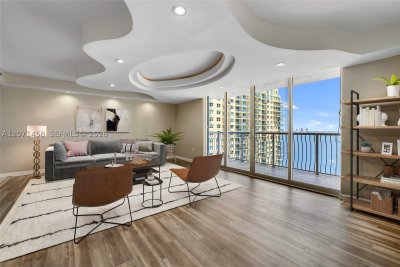 The Club At Brickell Bay Apt #3001