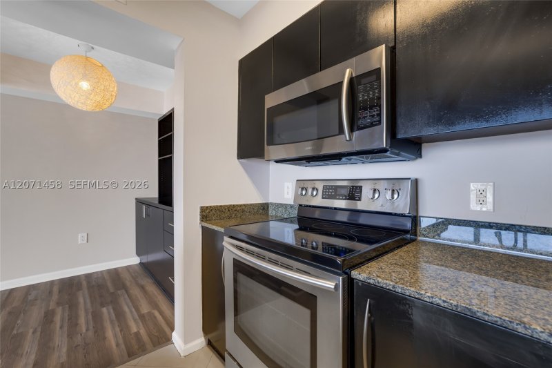Condo for sale at The Club At Brickell Bay 3001