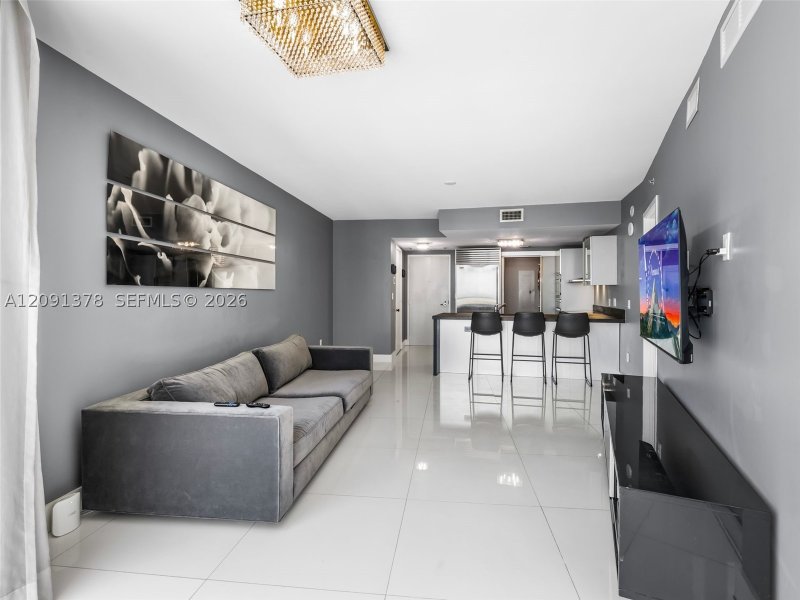 Condo for sale at Trump Royale 5303