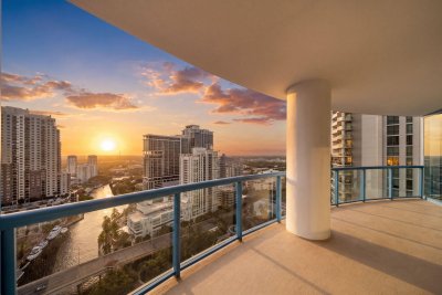 Las Olas River House Apt #2702