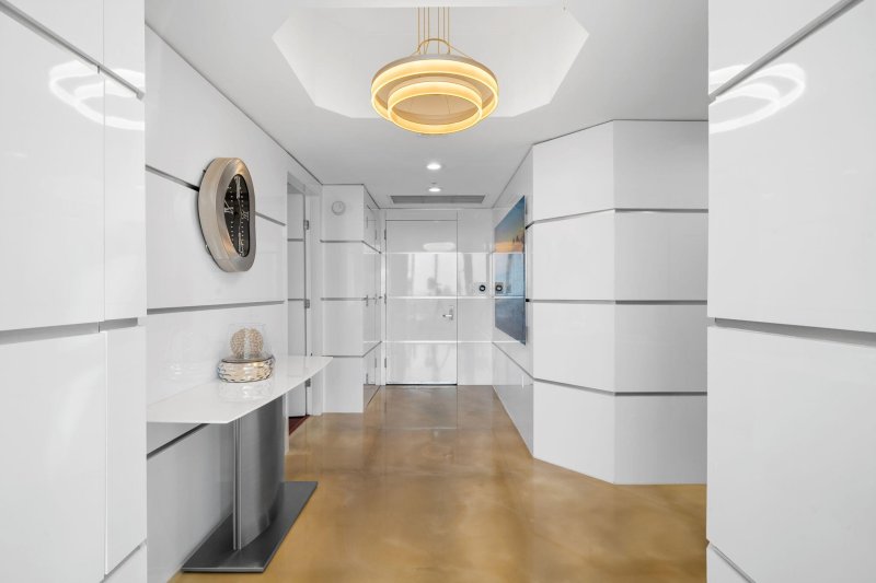 Condo for sale at Las Olas River House 2702