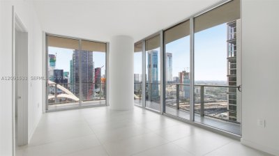 Alquiler de apartamento en Casa Bella 2902