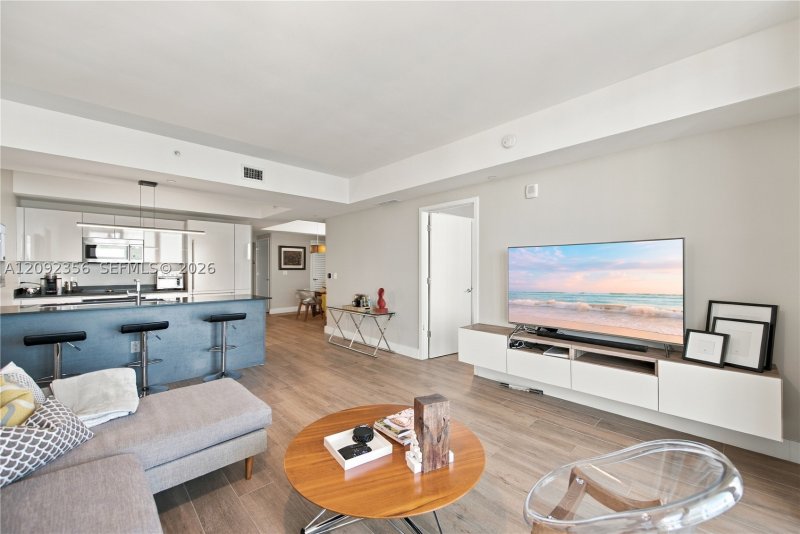 Property photo # 6