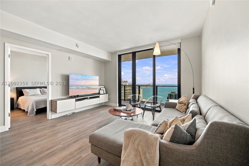 Property photo # 8