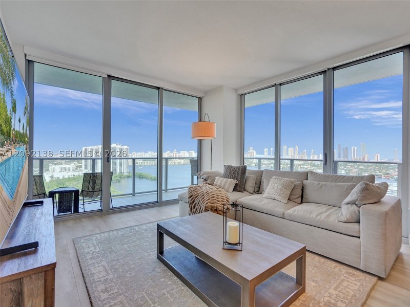 Comprar apartamento en The Harbour 2107