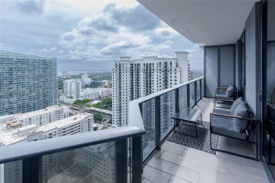 Aluguel de apartamento no Brickell Heights East 3105
