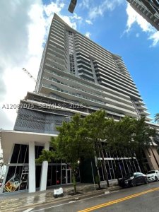 Aluguel de apartamento no Brickell Ten 1606