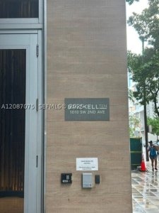 Aluguel de apartamento no Brickell Ten 1606
