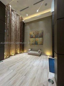 Aluguel de apartamento no Brickell Ten 1606
