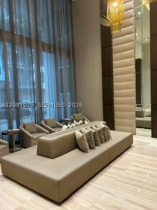 Aluguel de apartamento no Brickell Ten 1606
