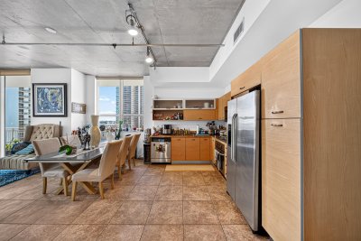 Aluguel de apartamento no Uptown Lofts 1009