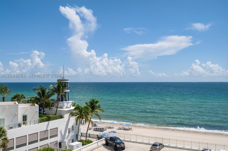 Apartment for rent at Alexander Towers 511