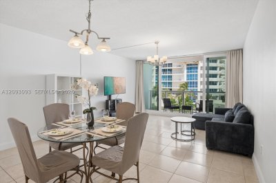 Aluguel de apartamento no Alexander Towers 511