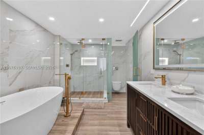 Comprar apartamento no Roney Palace 415