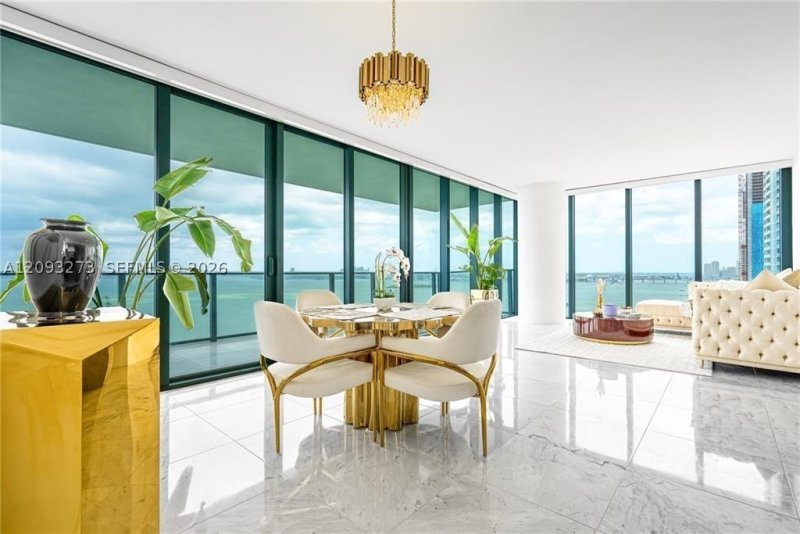 Comprar apartamento en One Paraiso 1901