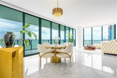 One Paraiso Apt #1901