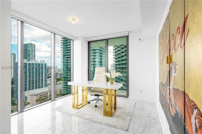 Comprar apartamento en One Paraiso 1901