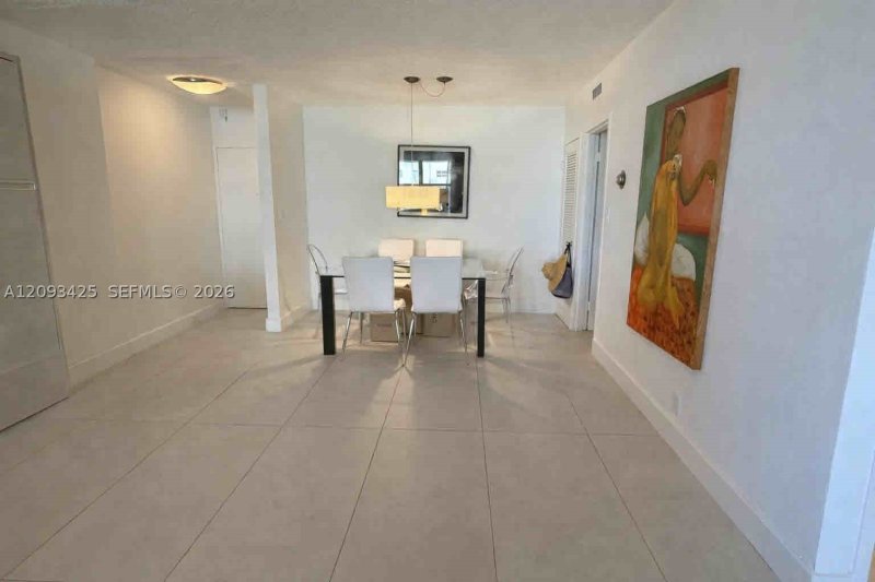 Aluguel de apartamento no Four Winds Condo 505