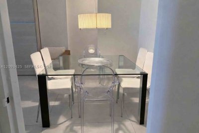 Aluguel de apartamento no Four Winds Condo 505