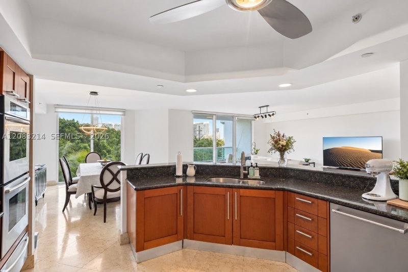 Property photo # 8