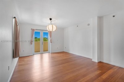 Comprar apartamento en The Ambassadors 405
