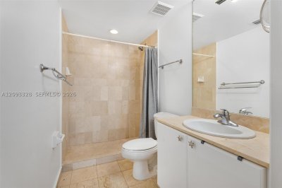 Comprar apartamento en The Ambassadors 405