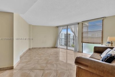 Comprar apartamento no Biscaya 711