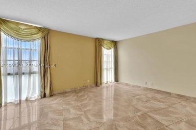 Comprar apartamento no Biscaya 711