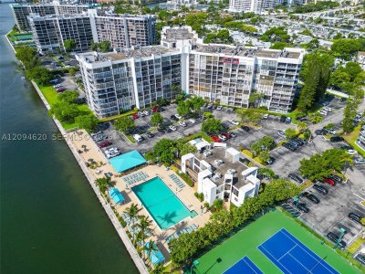 Aluguel de apartamento no Oceanview Park 1006