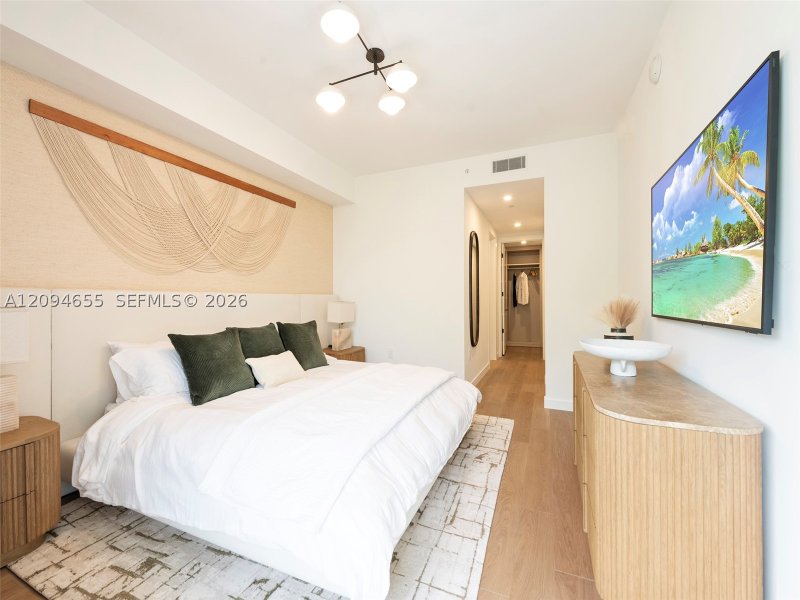 Condo for sale at 2200 Brickell 407