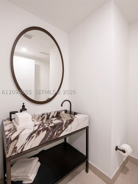 Condo for sale at 2200 Brickell 407