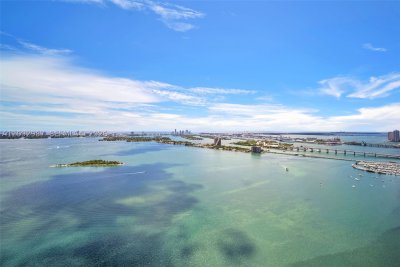 Aluguel de apartamento no Aria Reserve Miami 4507