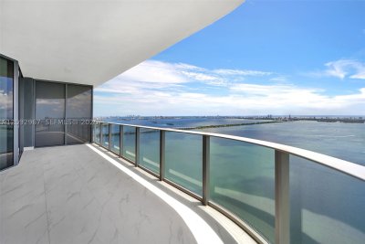 Aluguel de apartamento no Aria Reserve Miami 4507