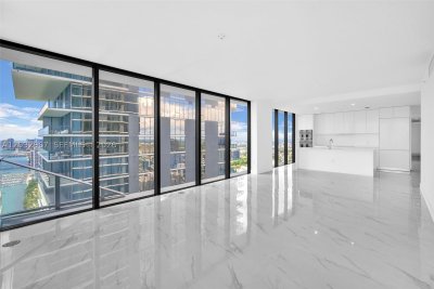 Aluguel de apartamento no Aria Reserve Miami 4507