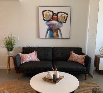 Aluguel de apartamento no Canvas 2202
