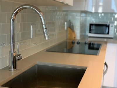 Aluguel de apartamento no Canvas 2202