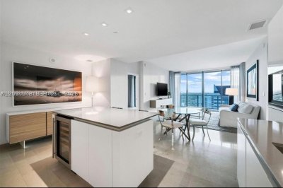Comprar apartamento no Brickell City Centre Rise 1904