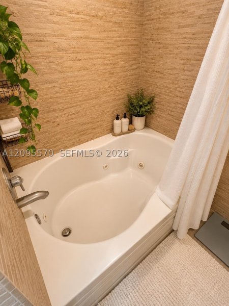 Comprar apartamento en 50 Biscayne 705
