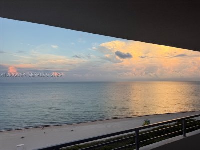 Oceanside Plaza Apt #14G