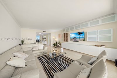 Aluguel de apartamento no Club Tower Three 1802