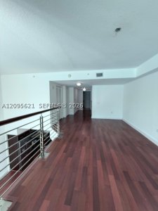 Comprar apartamento no Brickell on the River South 709