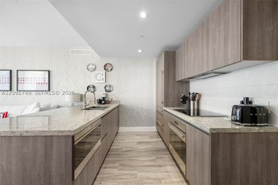 Comprar apartamento no SLS Lux Brickell 1604