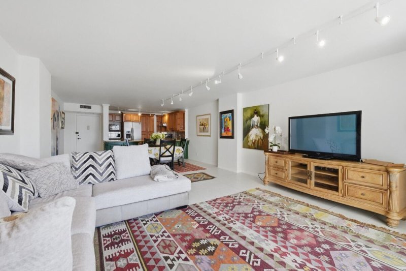 Comprar apartamento en Prince George 16H