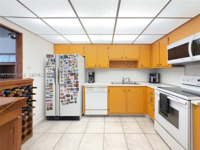 Comprar apartamento no Brickell Place III A1503