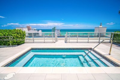 Comprar apartamento no Costa Hollywood S502