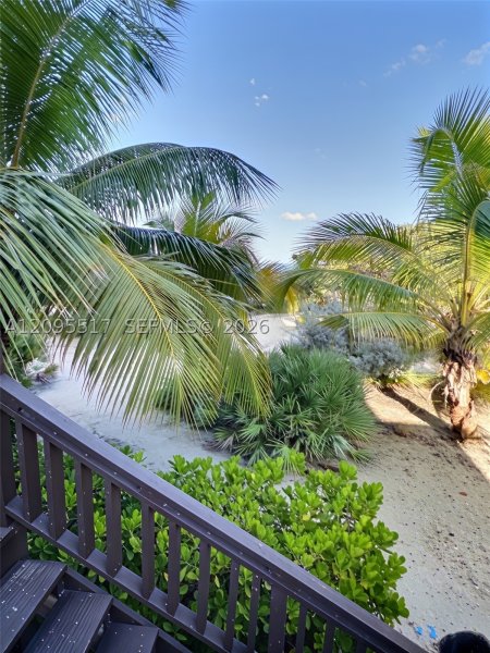 Aluguel de apartamento no Four Winds Condo 1109