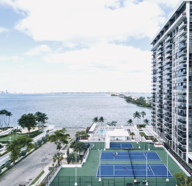 Alquiler de apartamento en Charter Club Condos 1111