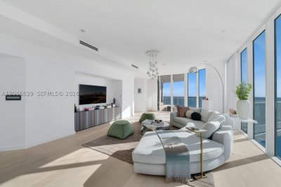 Comprar apartamento en Paramount Bay PH4302